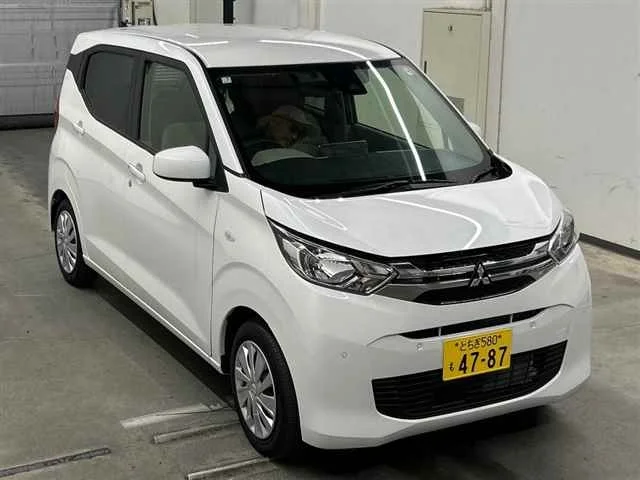 Mitsubishi eK Wagon B33W 2025